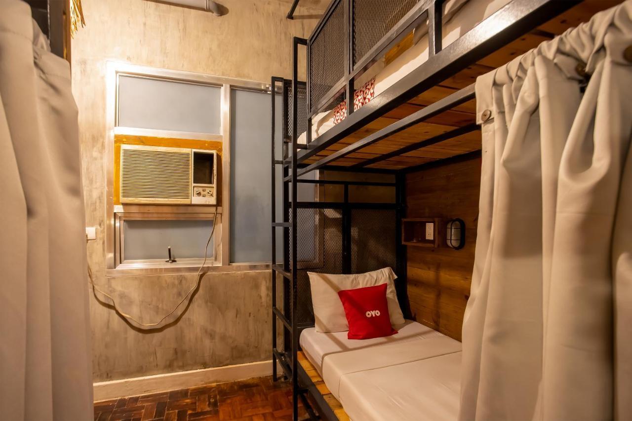 Oyo 821 Connector Hostel Makati City Kültér fotó