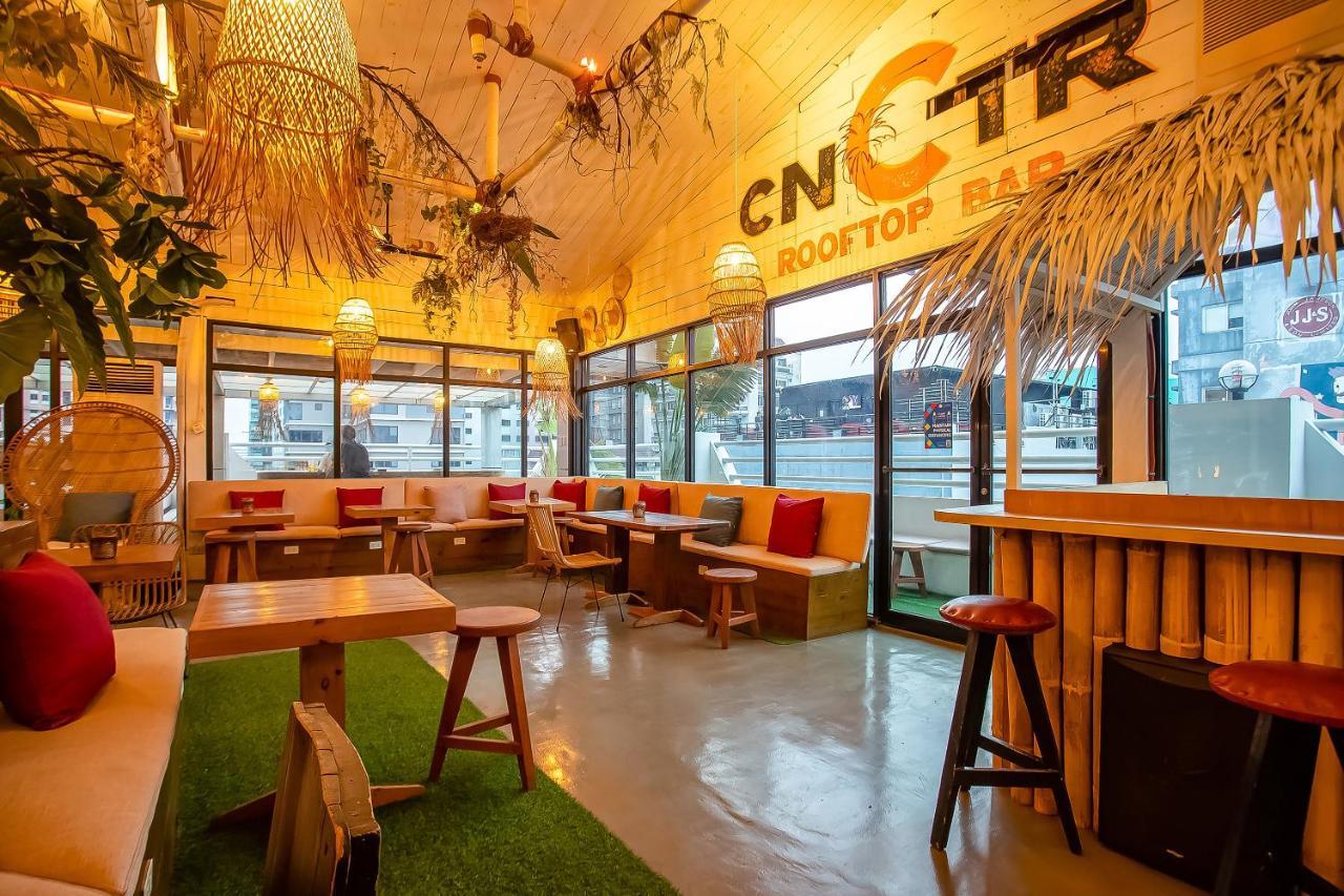 Oyo 821 Connector Hostel Makati City Kültér fotó