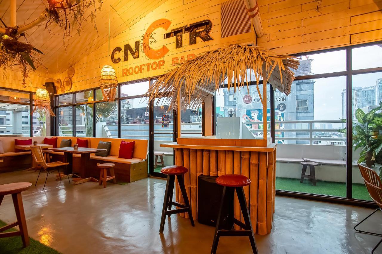 Oyo 821 Connector Hostel Makati City Kültér fotó